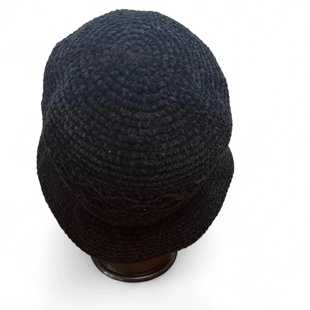 Vintage Scala black bucket knit hat. From 1990's. Diamond cable clochet